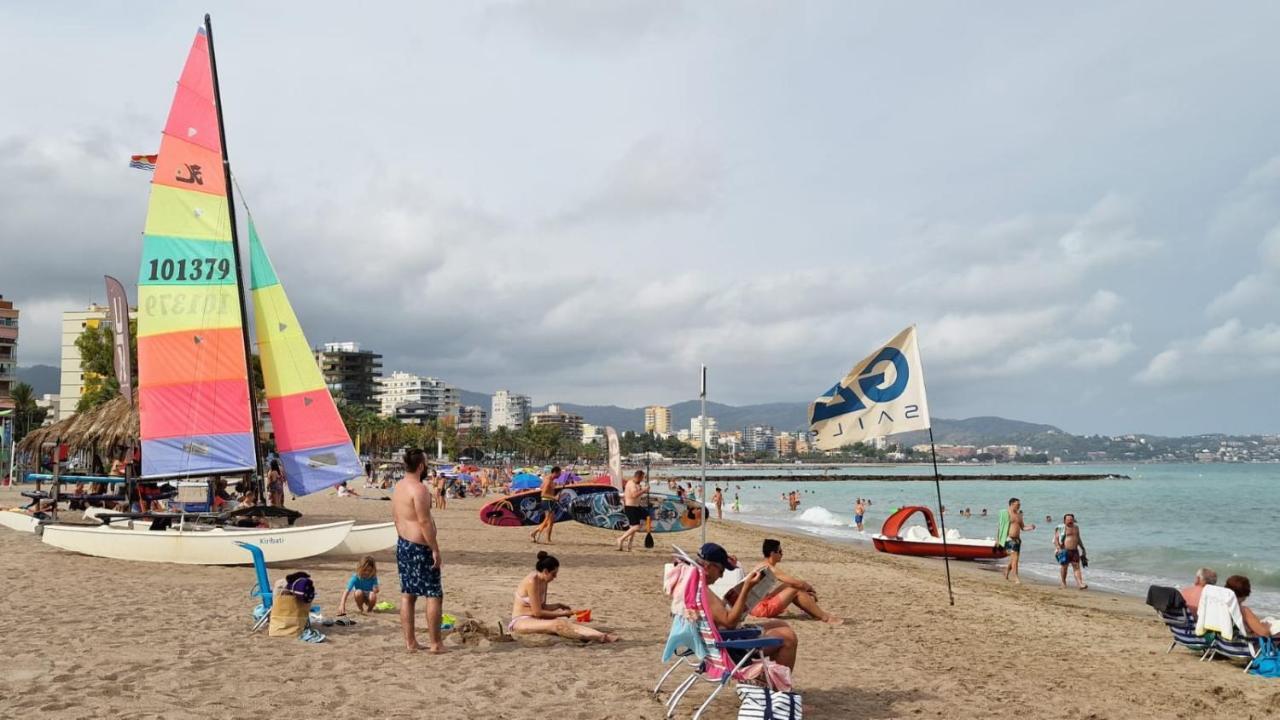 شقة Apartamento De 1 Habitacion Frente Al Mar Y Con Piscina بينيكاسّين المظهر الخارجي الصورة