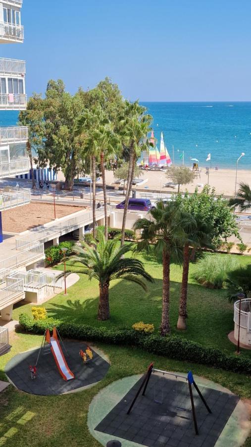 شقة Apartamento De 1 Habitacion Frente Al Mar Y Con Piscina بينيكاسّين المظهر الخارجي الصورة