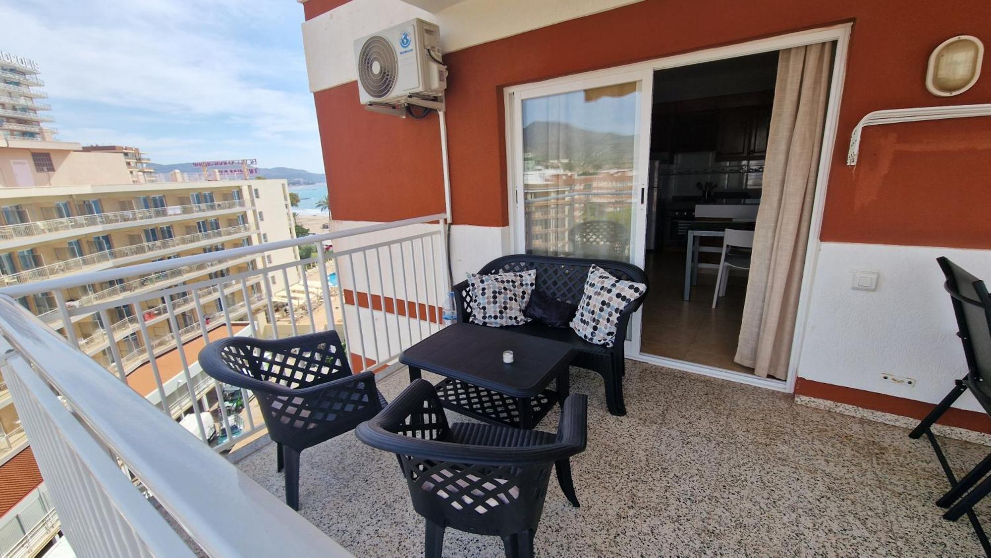 شقة Apartamento De 1 Habitacion Frente Al Mar Y Con Piscina بينيكاسّين المظهر الخارجي الصورة