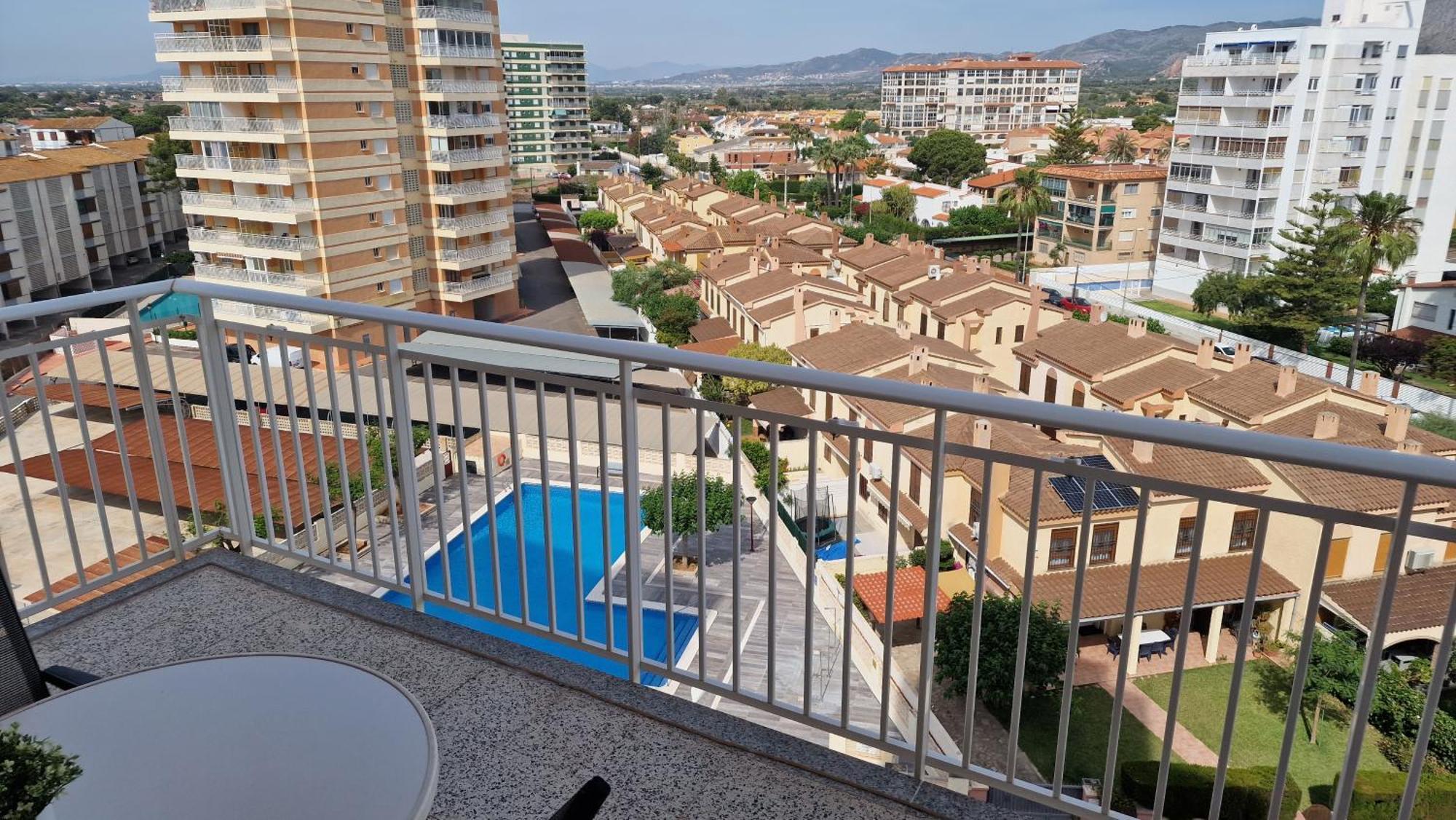 شقة Apartamento De 1 Habitacion Frente Al Mar Y Con Piscina بينيكاسّين المظهر الخارجي الصورة