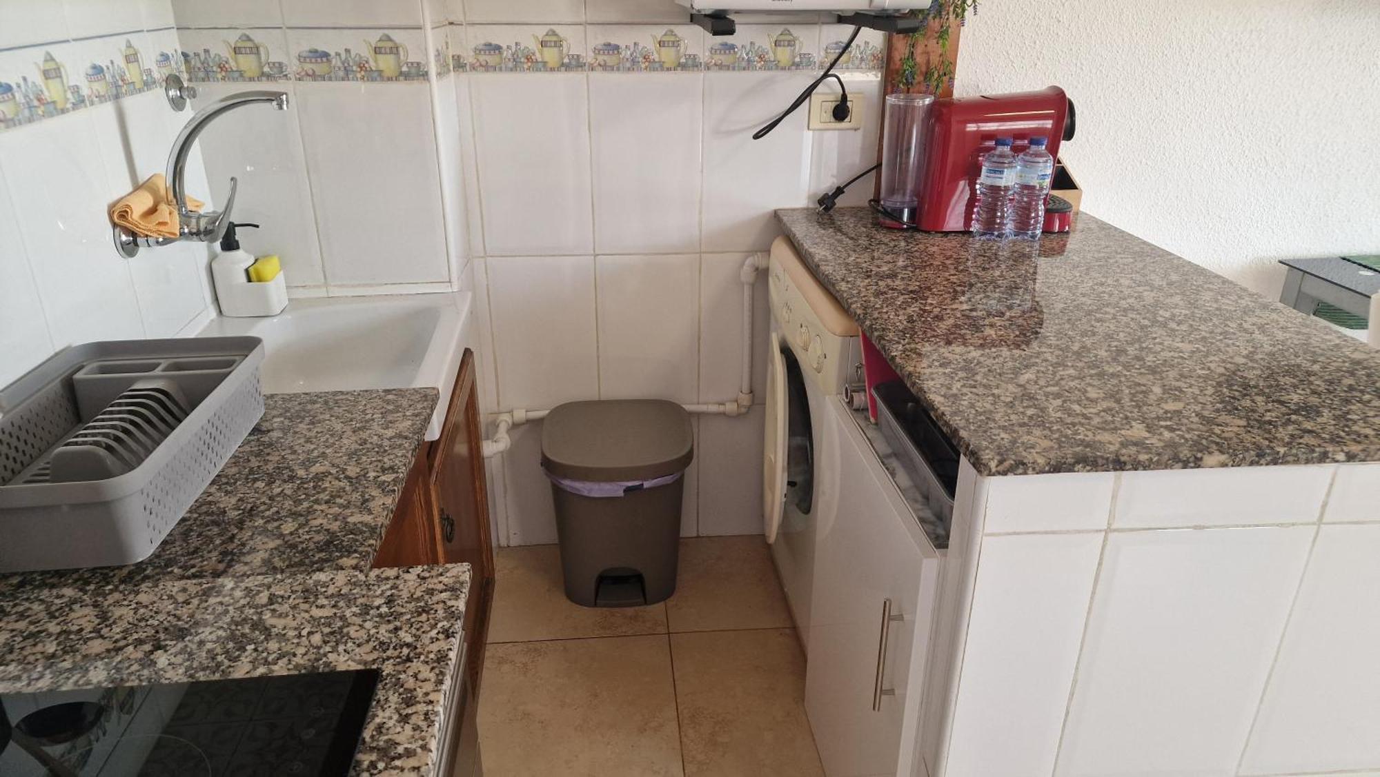شقة Apartamento De 1 Habitacion Frente Al Mar Y Con Piscina بينيكاسّين المظهر الخارجي الصورة
