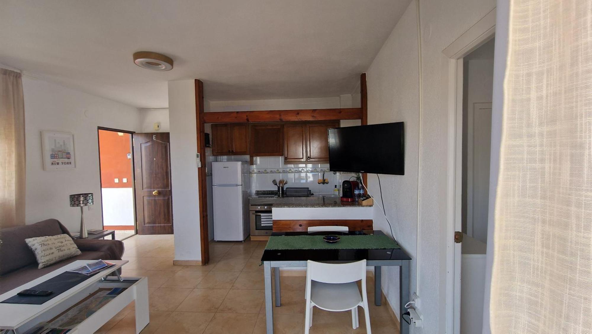شقة Apartamento De 1 Habitacion Frente Al Mar Y Con Piscina بينيكاسّين المظهر الخارجي الصورة